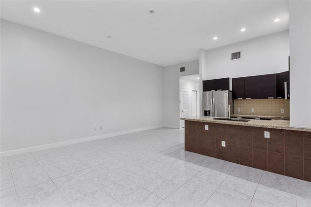 316 SW 16th Street B, Fort Lauderdale, FL 33315