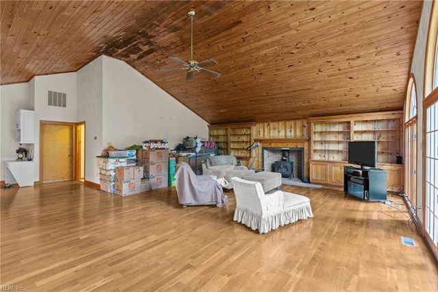 1600 W Little Neck RD, Virginia Beach, VA 23452