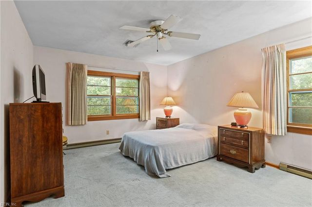 1600 W Little Neck RD, Virginia Beach, VA 23452