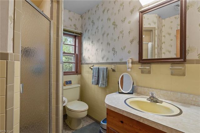 1600 W Little Neck RD, Virginia Beach, VA 23452