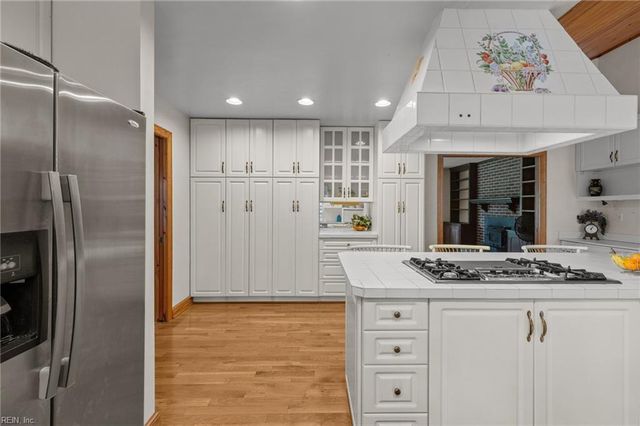 1600 W Little Neck RD, Virginia Beach, VA 23452