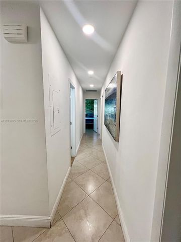 101 SW 58th Ave 101, Plantation, FL 33317