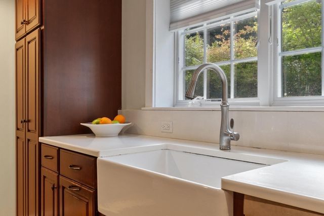533 Lowell Rd, Groton, MA 01450