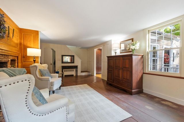533 Lowell Rd, Groton, MA 01450