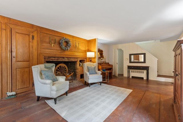533 Lowell Rd, Groton, MA 01450