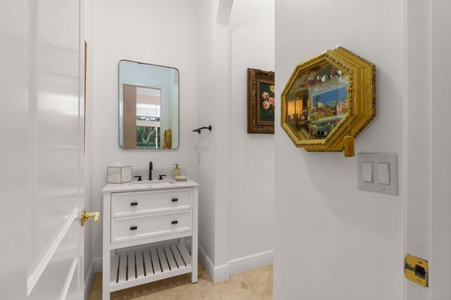 8850 Valhalla Drive, Delray Beach, FL 33446