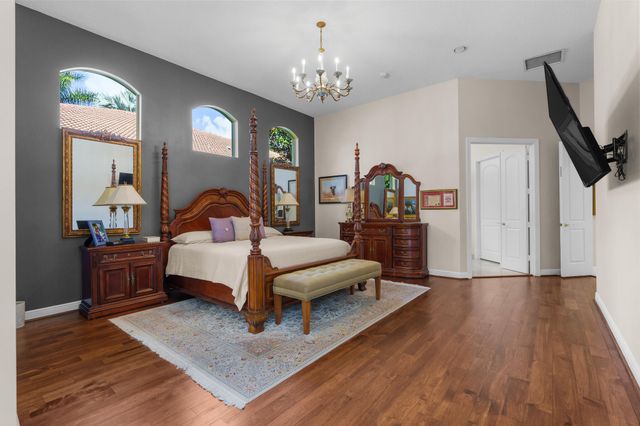 8850 Valhalla Drive, Delray Beach, FL 33446