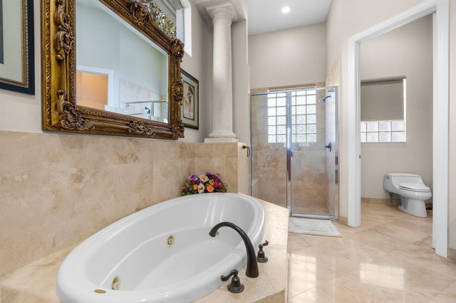 8850 Valhalla Drive, Delray Beach, FL 33446