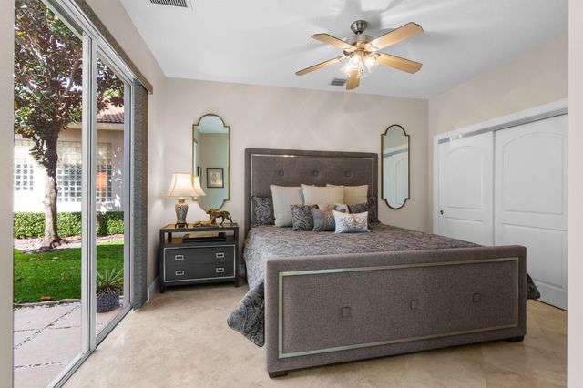 8850 Valhalla Drive, Delray Beach, FL 33446