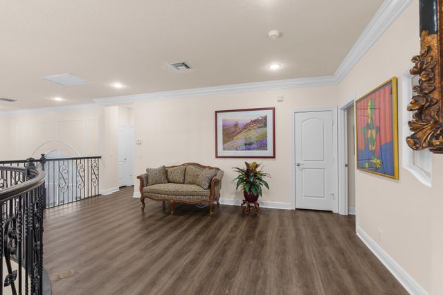 8850 Valhalla Drive, Delray Beach, FL 33446