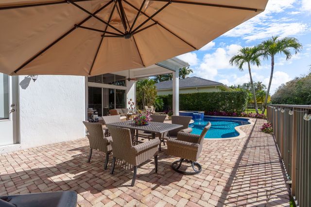 8850 Valhalla Drive, Delray Beach, FL 33446