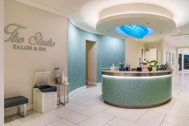 8850 Valhalla Drive, Delray Beach, FL 33446