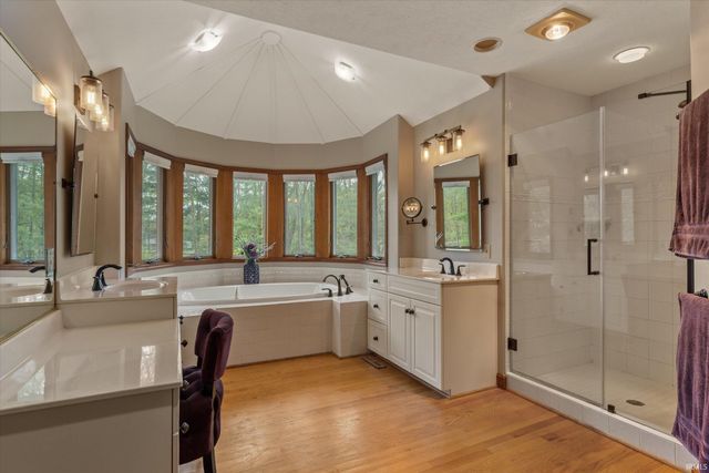 58732 River Forest Drive, Goshen, IN 46528