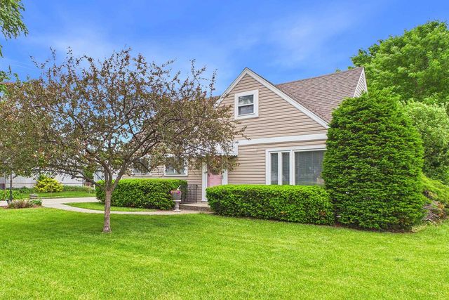 921 N Harold Avenue, Melrose Park, IL 60164