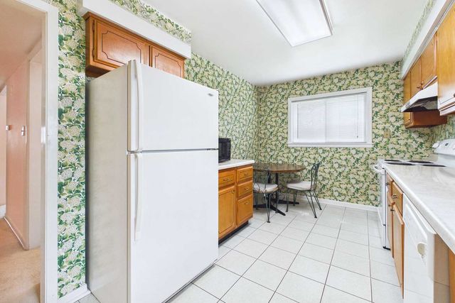 921 N Harold Avenue, Melrose Park, IL 60164
