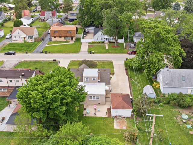 921 N Harold Avenue, Melrose Park, IL 60164