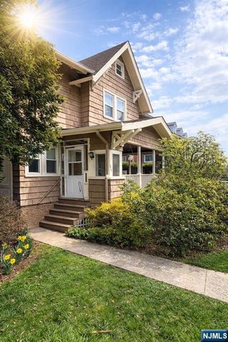 327 Rutland Avenue, Teaneck, NJ 07666