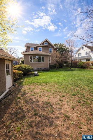 327 Rutland Avenue, Teaneck, NJ 07666
