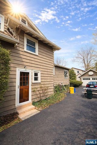 327 Rutland Avenue, Teaneck, NJ 07666