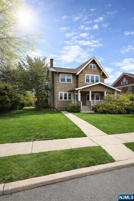 327 Rutland Avenue, Teaneck, NJ 07666