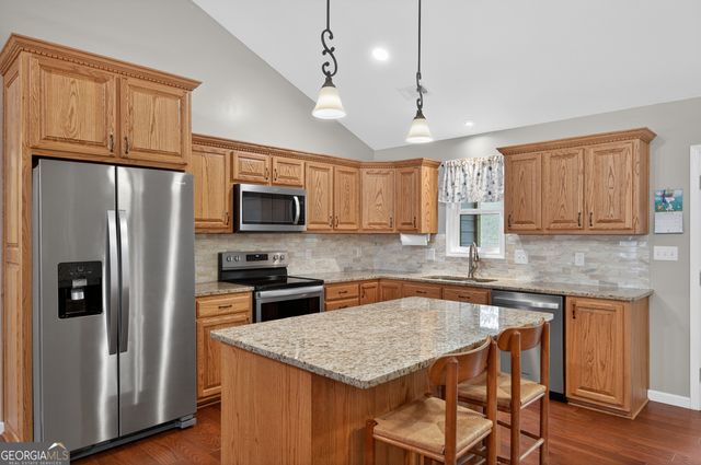 128 Tabitha Page Lane, Toccoa, GA 30577