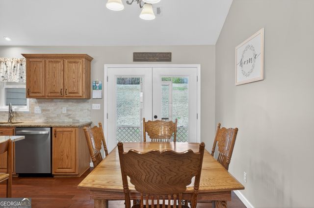 128 Tabitha Page Lane, Toccoa, GA 30577