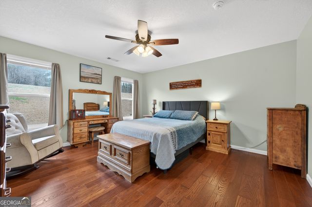 128 Tabitha Page Lane, Toccoa, GA 30577