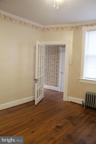 136 E WASHINGTON ST, Hagerstown, MD 21740