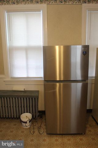 136 E WASHINGTON ST, Hagerstown, MD 21740