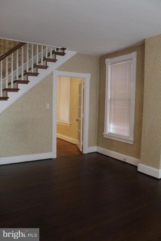 136 E WASHINGTON ST, Hagerstown, MD 21740