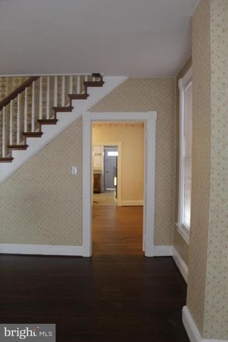 136 E WASHINGTON ST, Hagerstown, MD 21740