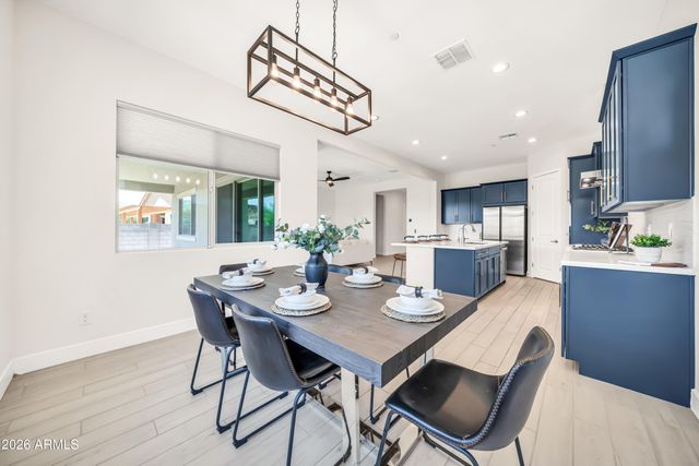 13321 W DALE Lane, Peoria, AZ 85383