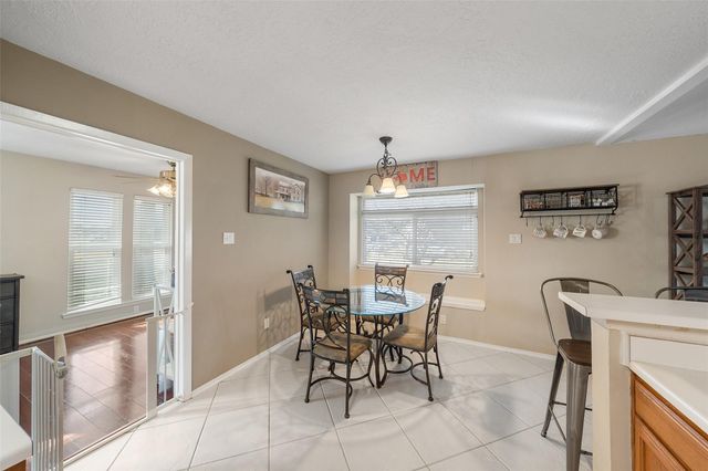 2906 Laurelridge Drive, League City, TX 77573