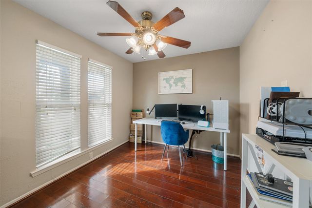 2906 Laurelridge Drive, League City, TX 77573