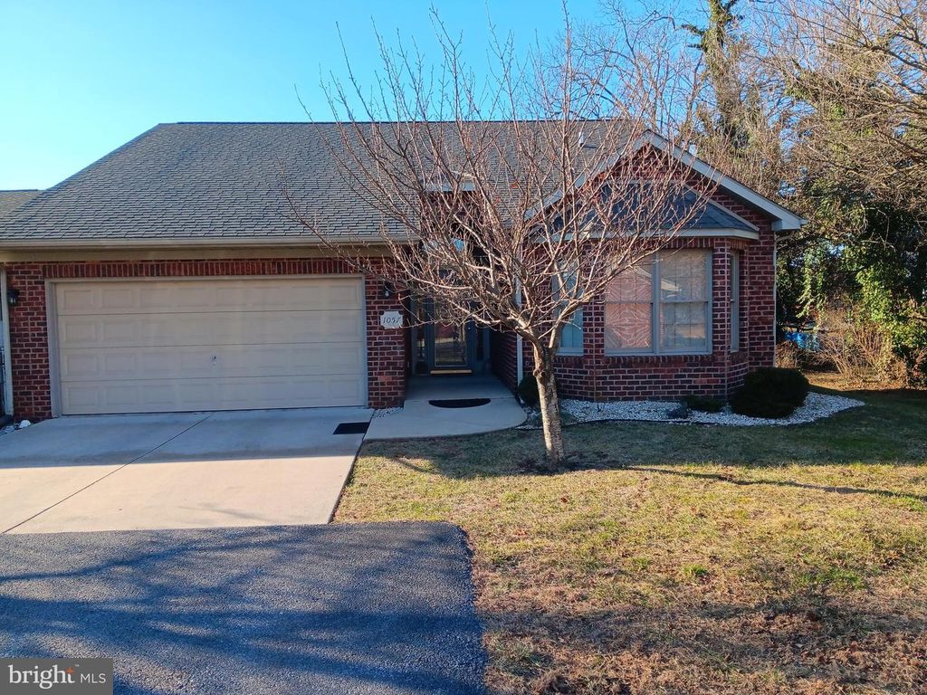 1057 MATTHEW CT, Hagerstown, MD 21742