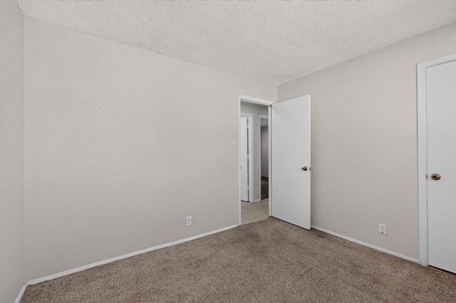 13105 Mountain View Avenue NE, Albuquerque, NM 87123