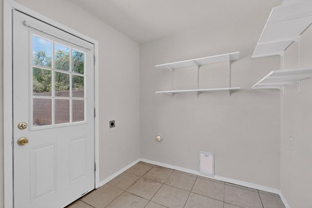 13105 Mountain View Avenue NE, Albuquerque, NM 87123