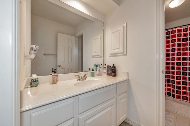 5718 Oakmoss Trail, Spring, TX 77379