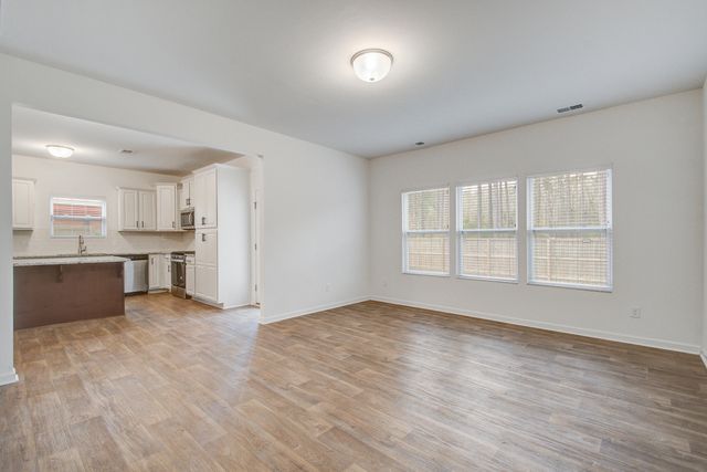 411 Fox Sparrow Court, Summerville, SC 29486