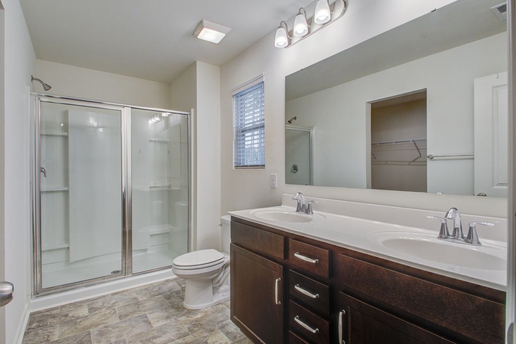 Image 24 of property listing at 411 Fox Sparrow Court, Summerville, SC 29486