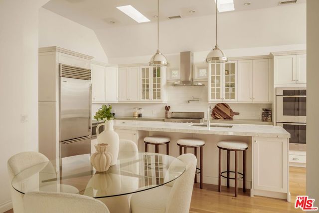6307 W 5th Street, Los Angeles, CA 90048