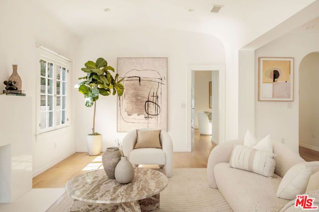 6307 W 5th Street, Los Angeles, CA 90048
