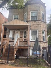 1427 S Central Park Avenue, Chicago, IL 60623
