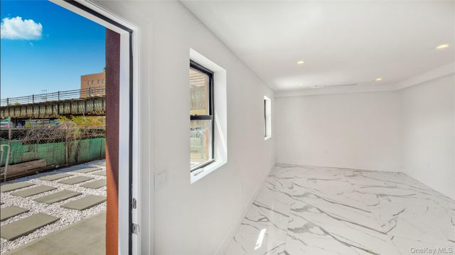 3104 28th Avenue, Astoria, NY 11102