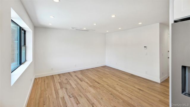 3104 28th Avenue, Astoria, NY 11102