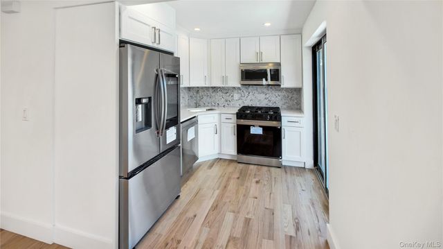 3104 28th Avenue, Astoria, NY 11102
