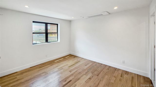 3104 28th Avenue, Astoria, NY 11102