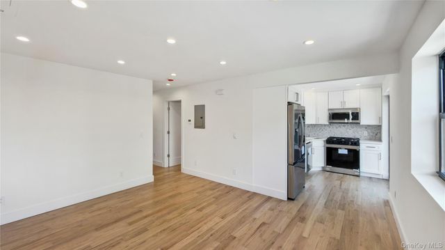 3104 28th Avenue, Astoria, NY 11102