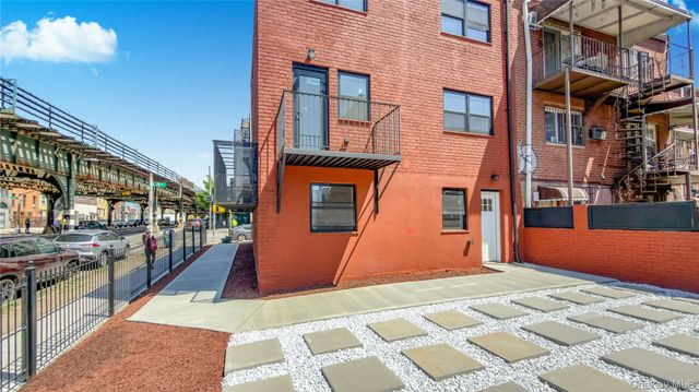 3104 28th Avenue, Astoria, NY 11102
