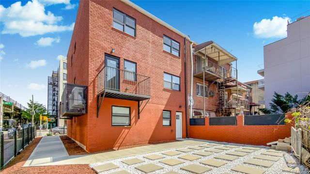 3104 28th Avenue, Astoria, NY 11102